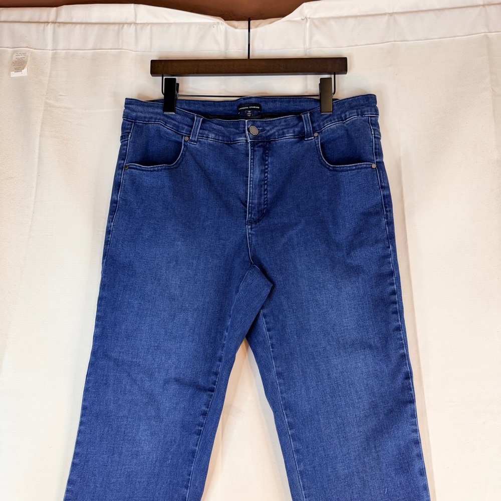 UNIVERSAL STANDARD Women’s Size 14 Denim Jeans Ankle Mid Rise Fit Stretch - Picture 4 of 12